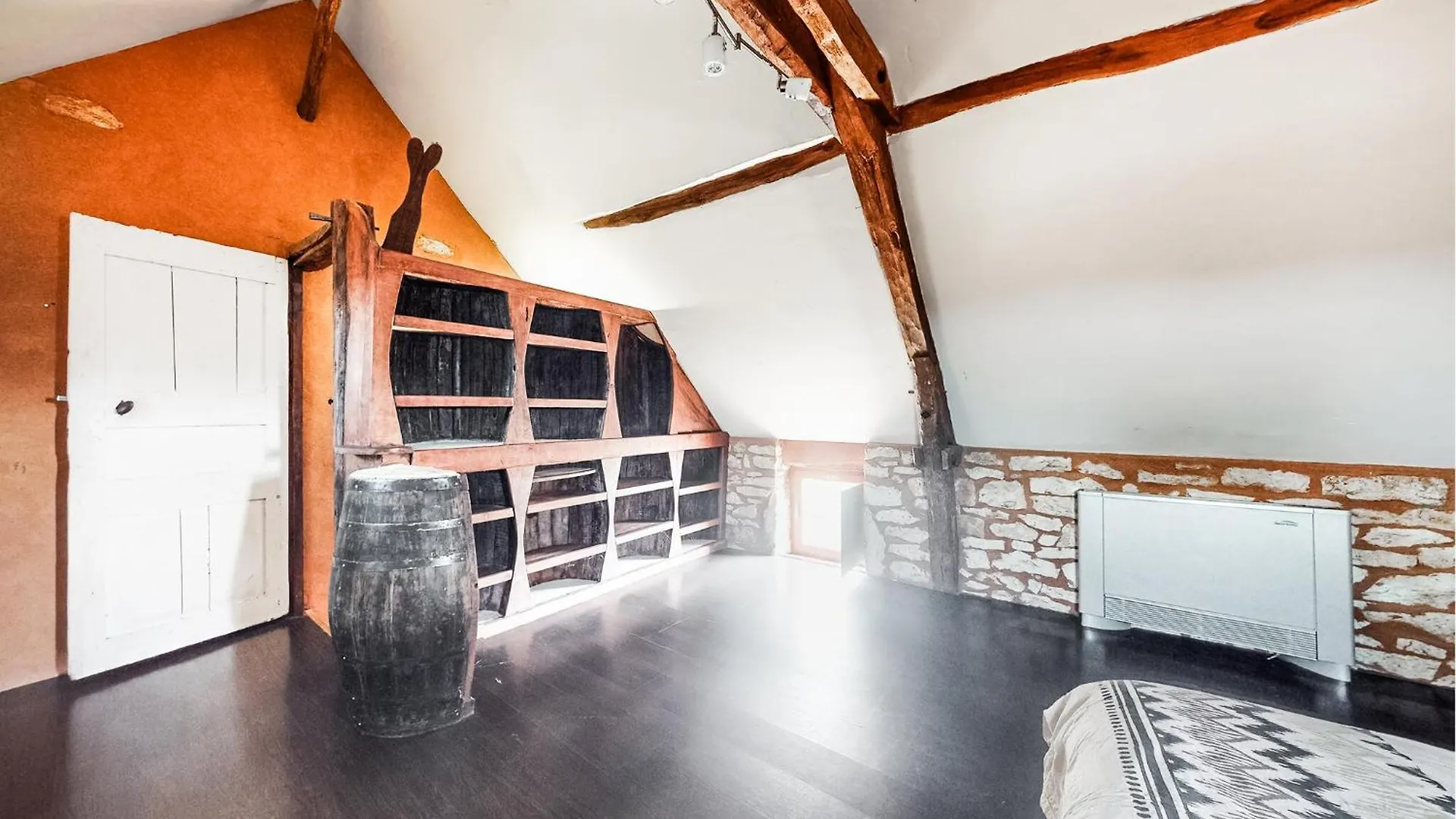4 Bedroom Pet Friendly Home In Carlucet Frankrijk